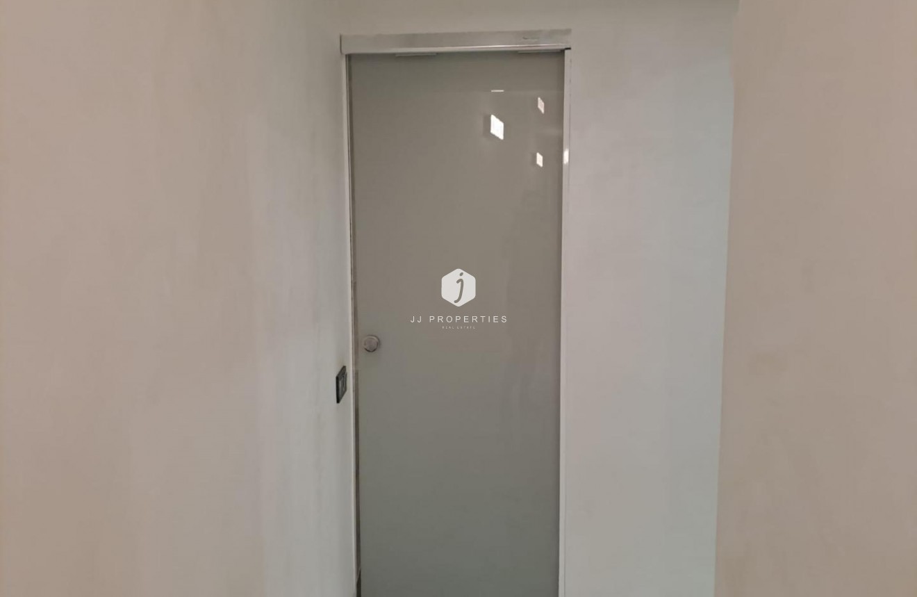 Tweedehands - Appartement / flat -
Torrevieja - Costa Blanca