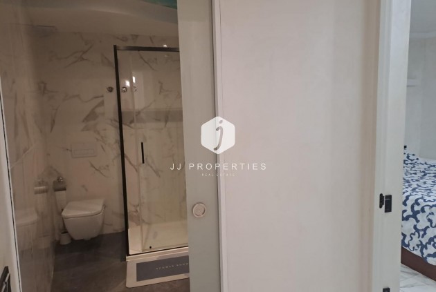 Tweedehands - Appartement / flat -
Torrevieja - Costa Blanca