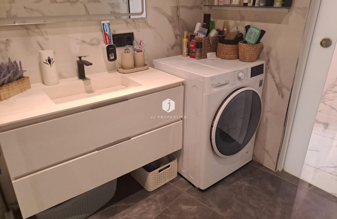 Tweedehands - Appartement / flat -
Torrevieja - Costa Blanca