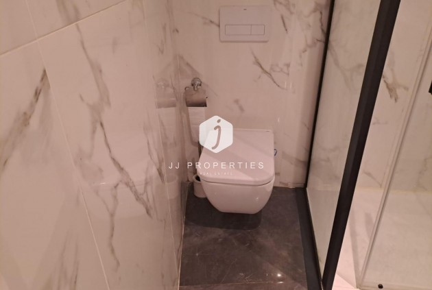 Tweedehands - Appartement / flat -
Torrevieja - Costa Blanca