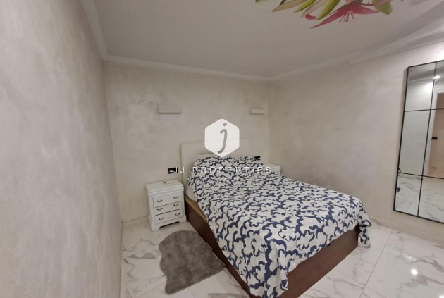 Tweedehands - Appartement / flat -
Torrevieja - Costa Blanca