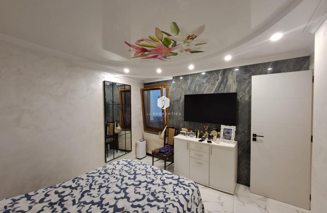 Tweedehands - Appartement / flat -
Torrevieja - Costa Blanca