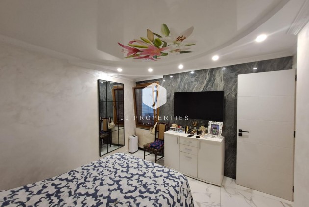 Tweedehands - Appartement / flat -
Torrevieja - Costa Blanca