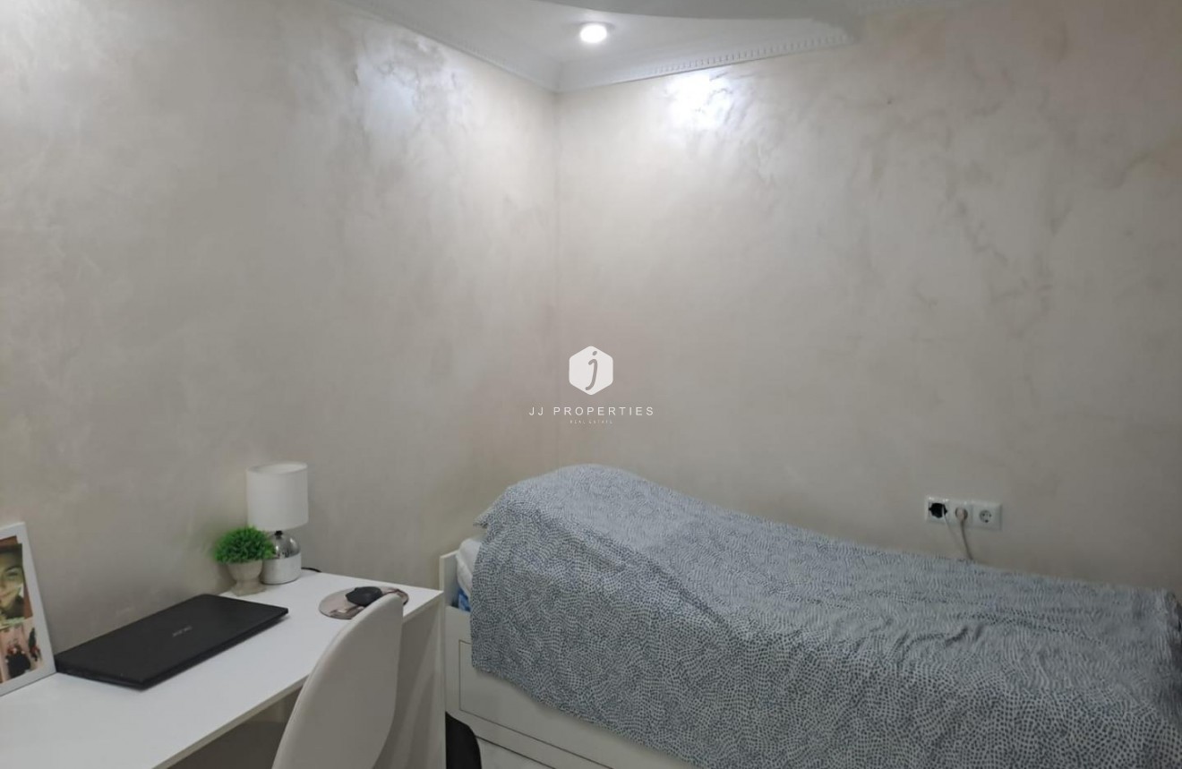 Tweedehands - Appartement / flat -
Torrevieja - Costa Blanca