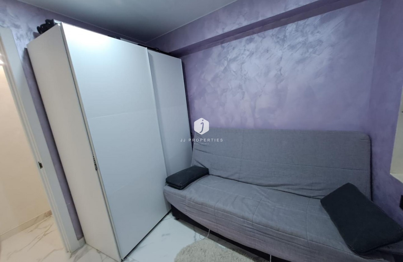 Tweedehands - Appartement / flat -
Torrevieja - Costa Blanca