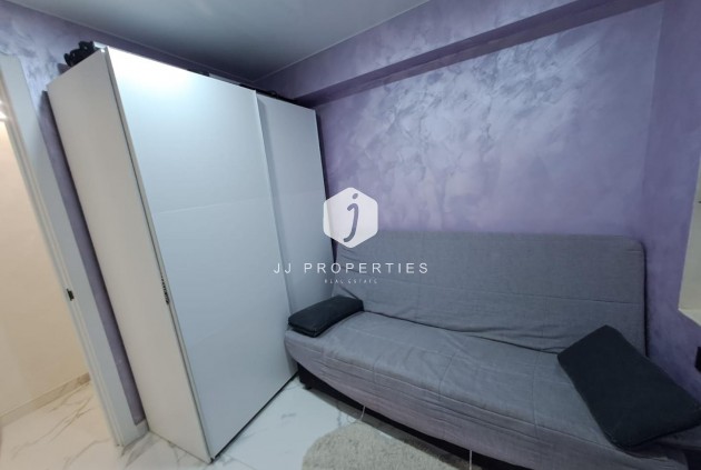 Tweedehands - Appartement / flat -
Torrevieja - Costa Blanca