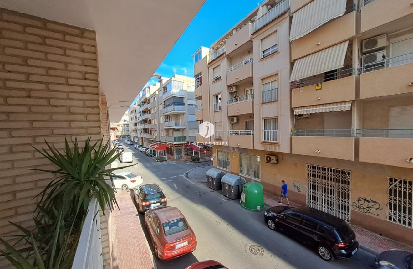 Tweedehands - Appartement / flat -
Torrevieja - Costa Blanca