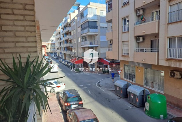 Tweedehands - Appartement / flat -
Torrevieja - Costa Blanca