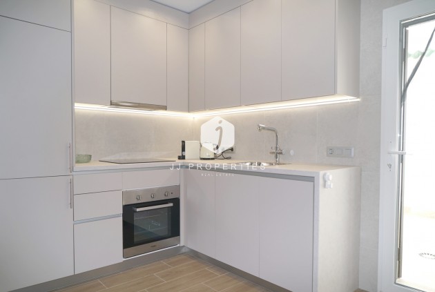 Tweedehands - Chalet -
Orihuela Costa - Costa Blanca