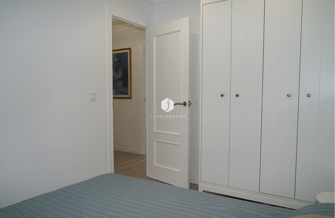 Tweedehands - Chalet -
Orihuela Costa - Costa Blanca