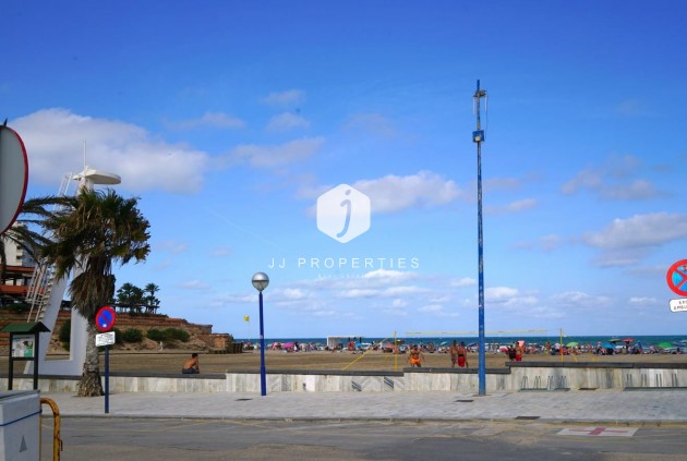 Tweedehands - Chalet -
Orihuela Costa - Costa Blanca