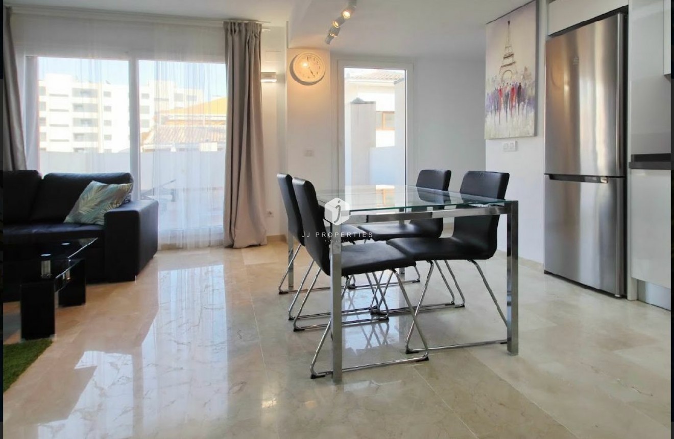 Tweedehands - Appartement / flat -
Torrevieja - Costa Blanca