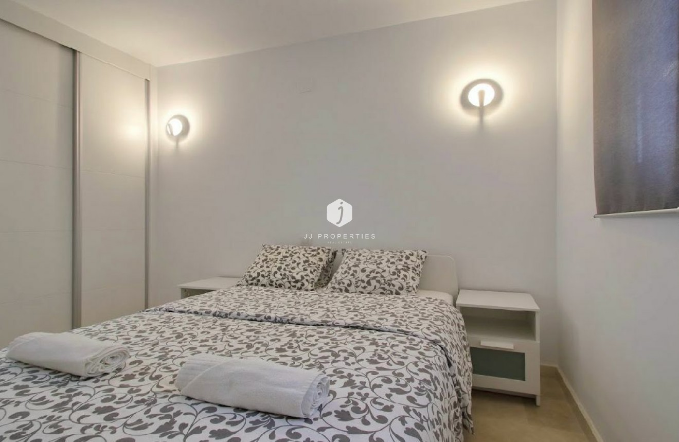 Tweedehands - Appartement / flat -
Torrevieja - Costa Blanca