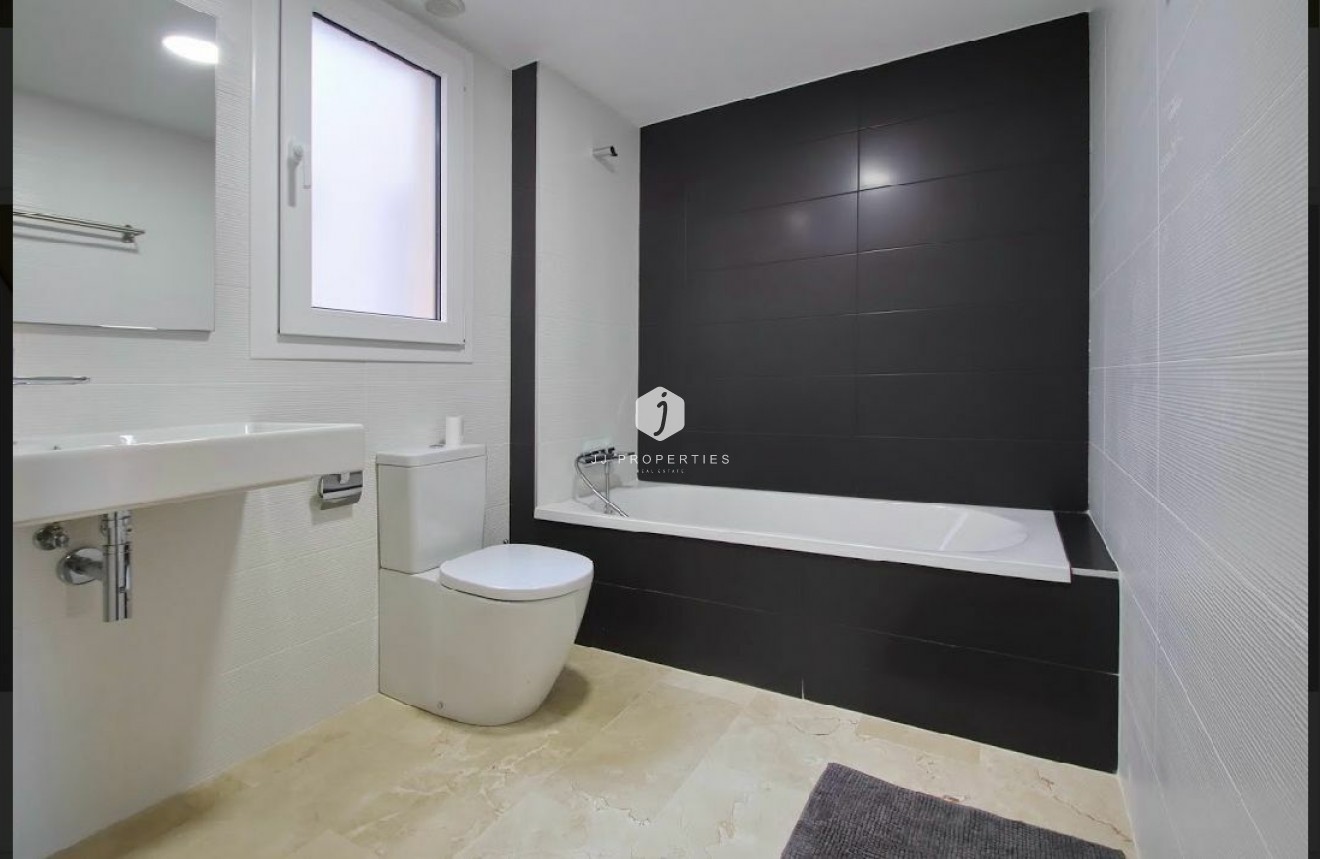 Tweedehands - Appartement / flat -
Torrevieja - Costa Blanca