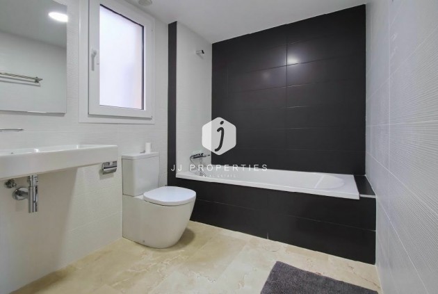 Tweedehands - Appartement / flat -
Torrevieja - Costa Blanca