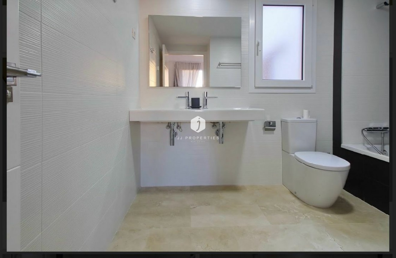 Tweedehands - Appartement / flat -
Torrevieja - Costa Blanca