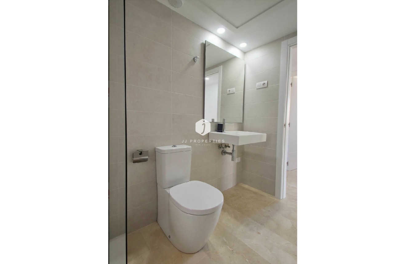 Tweedehands - Appartement / flat -
Torrevieja - Costa Blanca