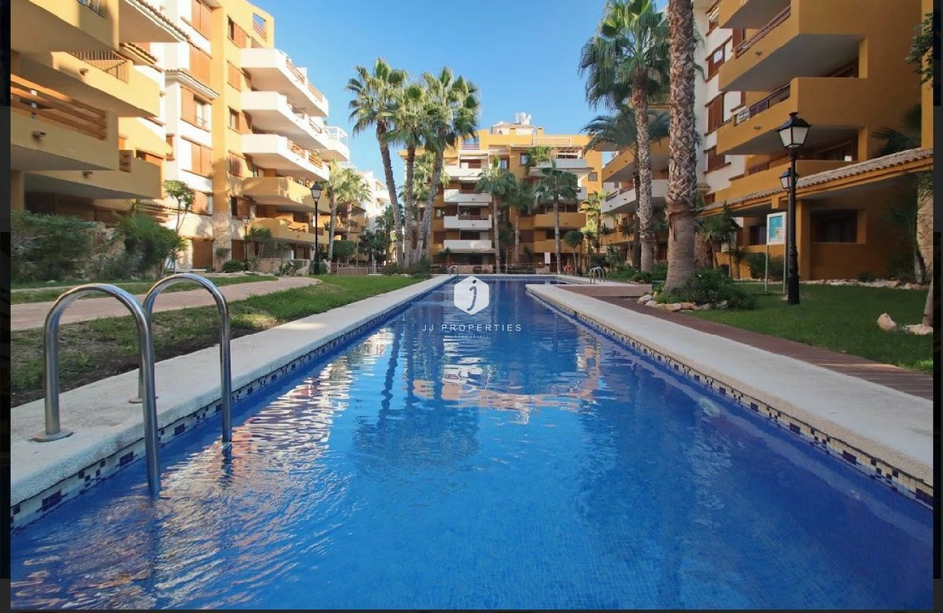 Tweedehands - Appartement / flat -
Torrevieja - Costa Blanca