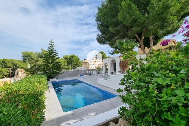 Tweedehands - Chalet -
Torrevieja - Costa Blanca