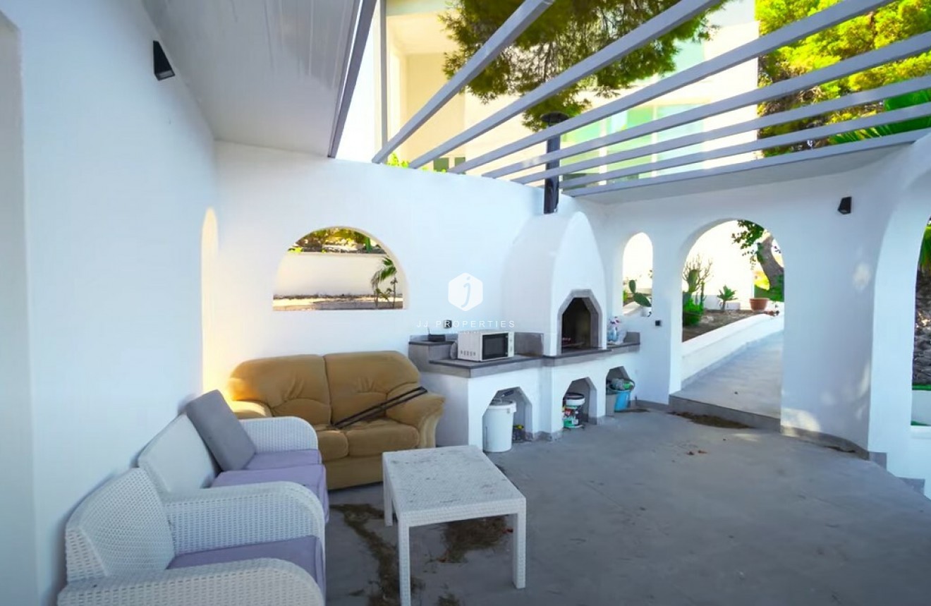 Tweedehands - Chalet -
Torrevieja - Costa Blanca