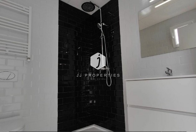 Tweedehands - Chalet -
Torrevieja - Costa Blanca