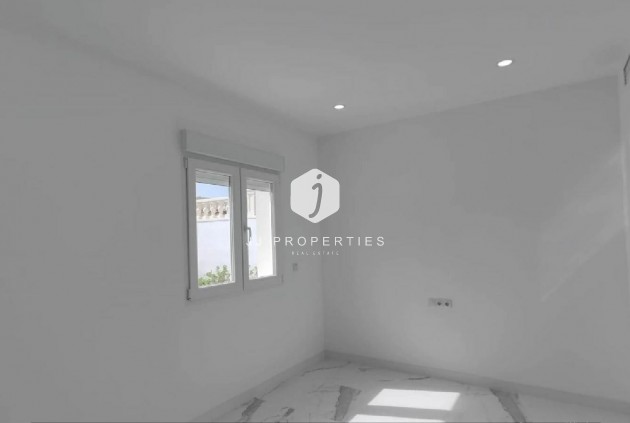 Tweedehands - Chalet -
Torrevieja - Costa Blanca