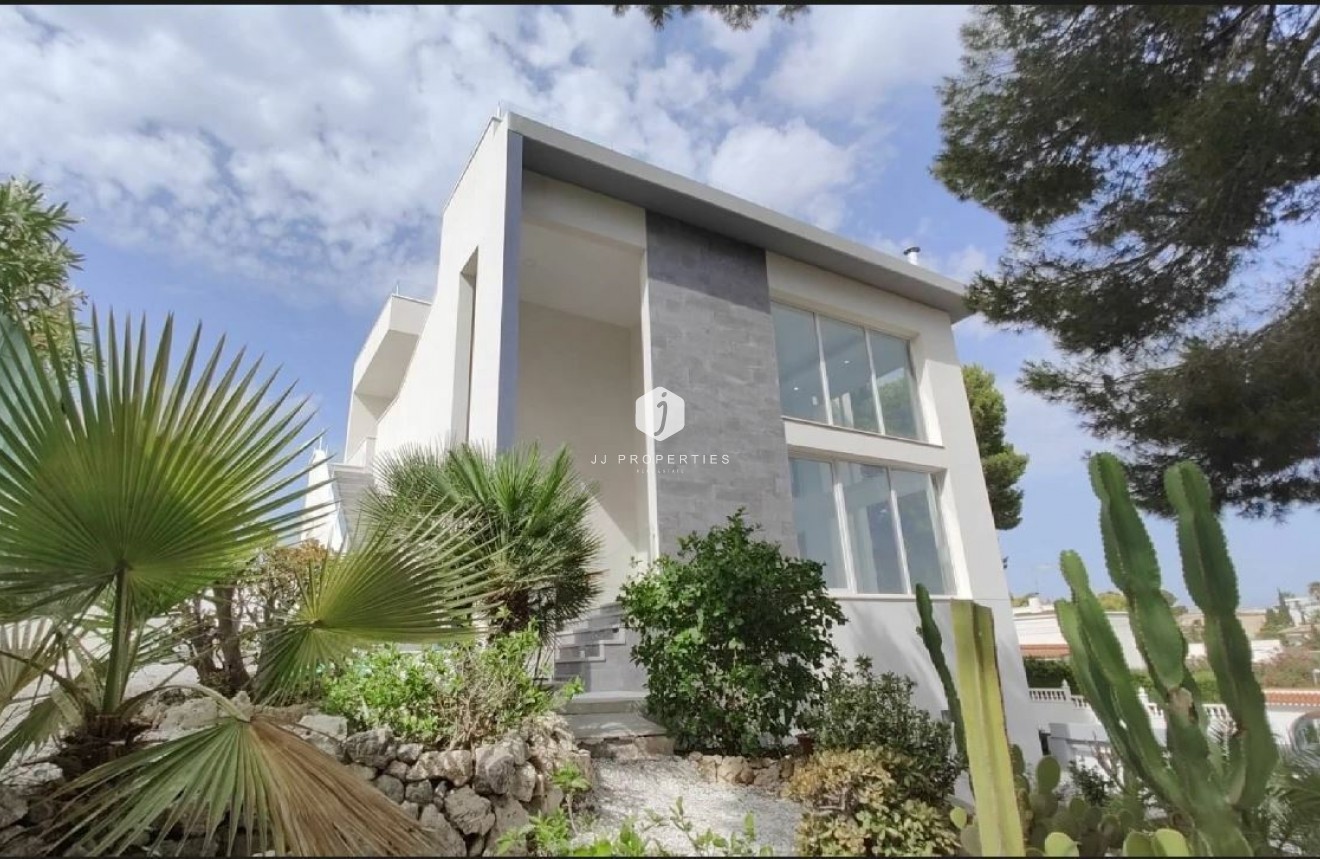 Tweedehands - Chalet -
Torrevieja - Costa Blanca