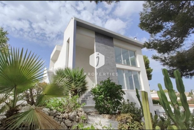 Tweedehands - Chalet -
Torrevieja - Costa Blanca