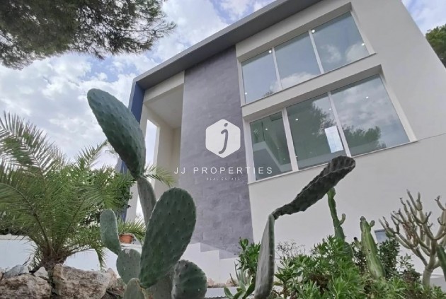 Tweedehands - Chalet -
Torrevieja - Costa Blanca