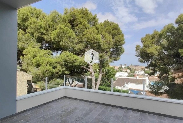 Tweedehands - Chalet -
Torrevieja - Costa Blanca