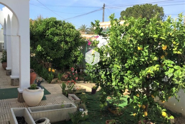 Tweedehands - Chalet -
Torrevieja - Costa Blanca