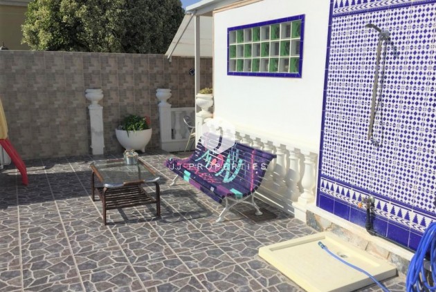 Tweedehands - Chalet -
Torrevieja - Costa Blanca