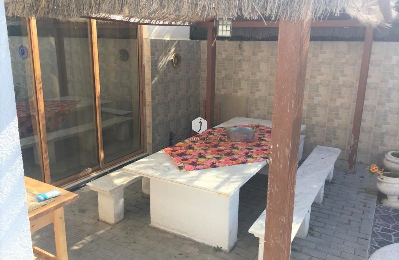 Tweedehands - Chalet -
Torrevieja - Costa Blanca