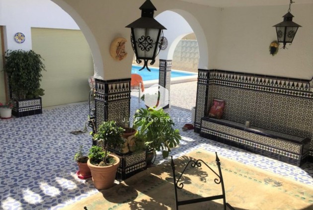 Tweedehands - Chalet -
Torrevieja - Costa Blanca