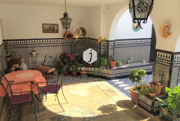 Tweedehands - Chalet -
Torrevieja - Costa Blanca