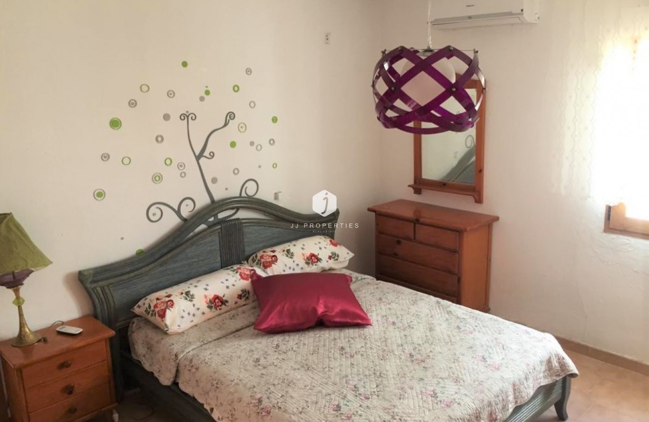 Tweedehands - Chalet -
Torrevieja - Costa Blanca