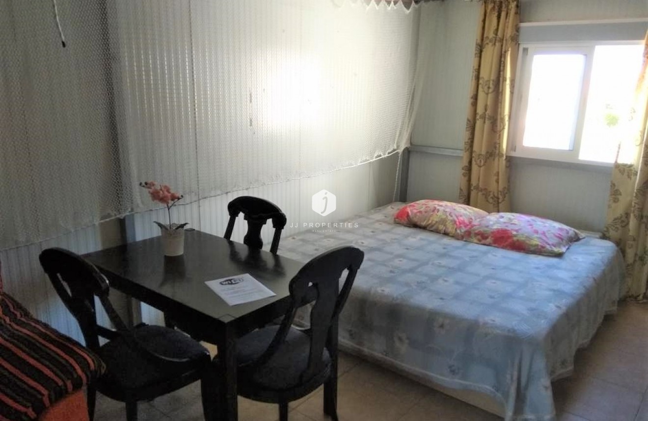 Tweedehands - Chalet -
Torrevieja - Costa Blanca