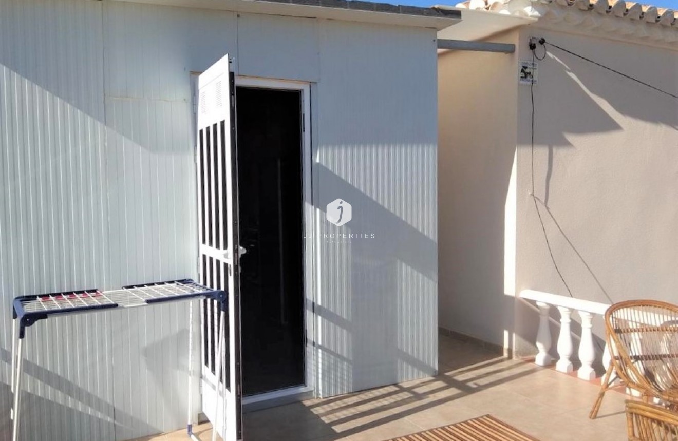 Tweedehands - Chalet -
Torrevieja - Costa Blanca