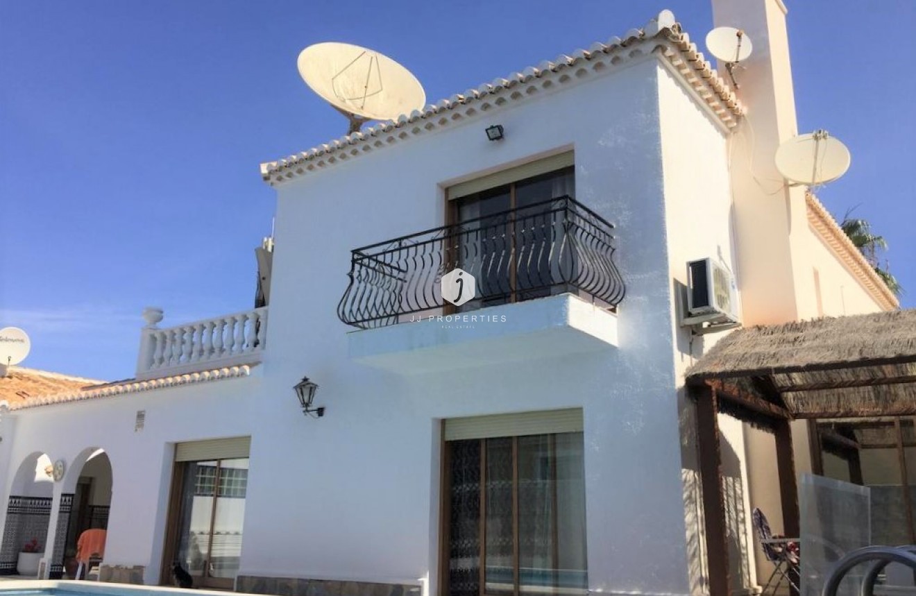 Tweedehands - Chalet -
Torrevieja - Costa Blanca