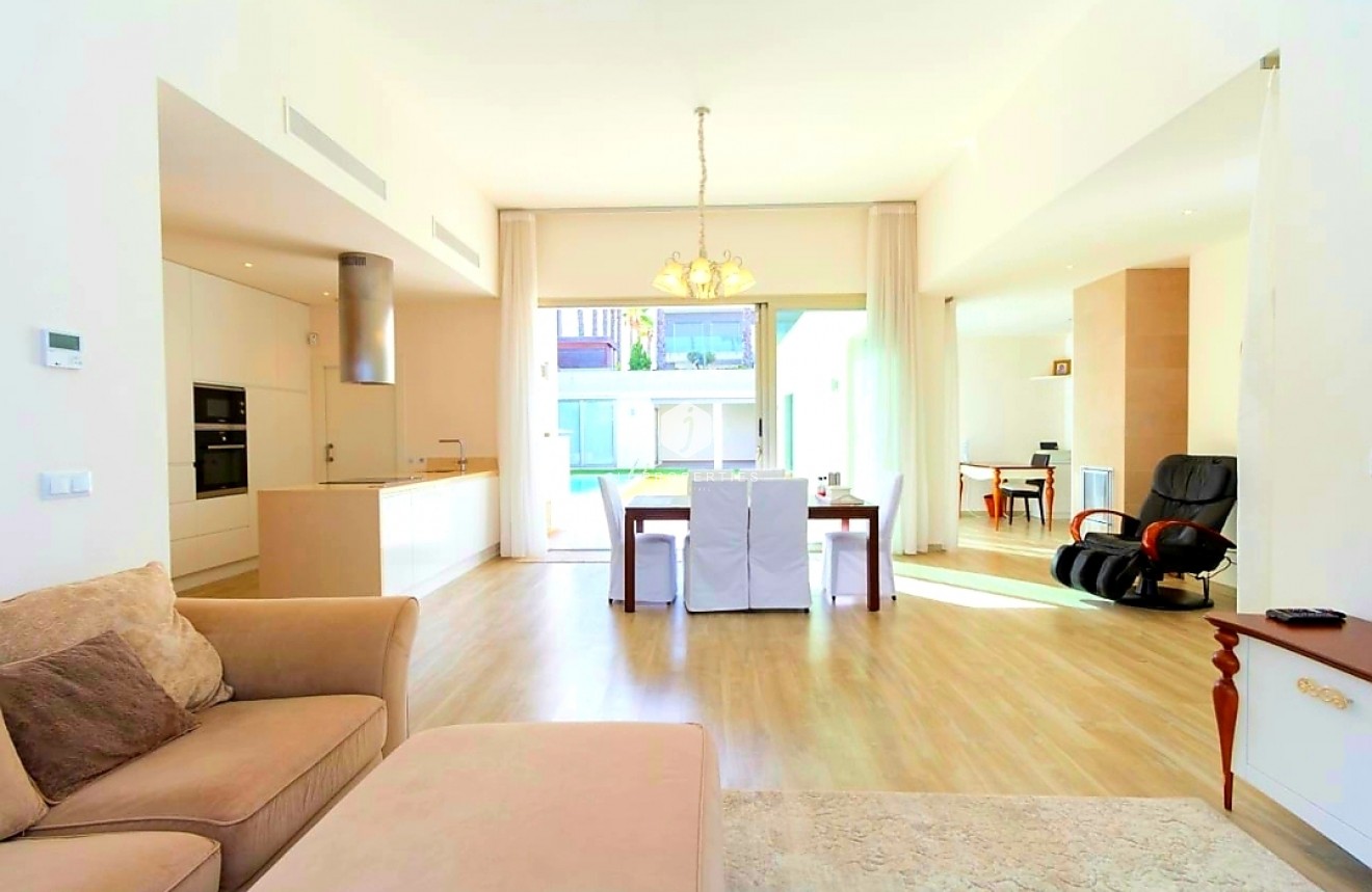 Tweedehands - Chalet -
Benijofar - Costa Blanca