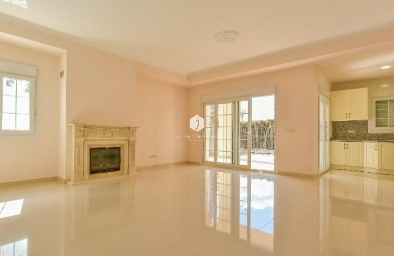 Tweedehands - Chalet -
Cabo Roig - Costa Blanca