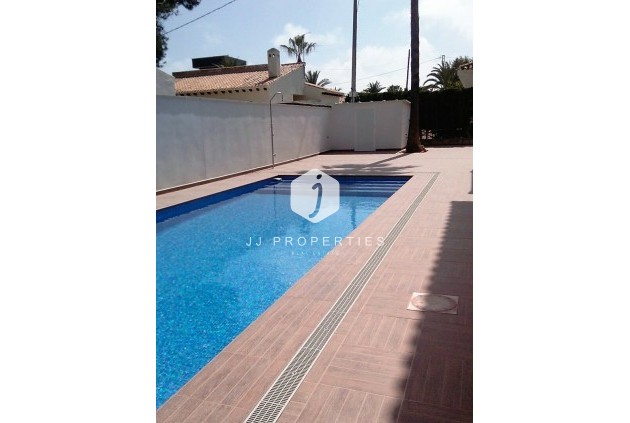 Tweedehands - Chalet -
Cabo Roig - Costa Blanca