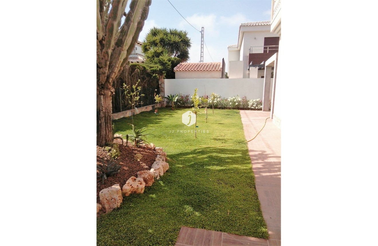 Tweedehands - Chalet -
Cabo Roig - Costa Blanca