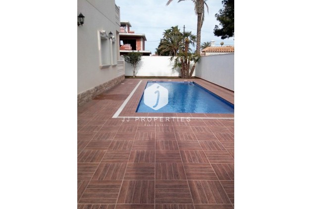 Tweedehands - Chalet -
Cabo Roig - Costa Blanca