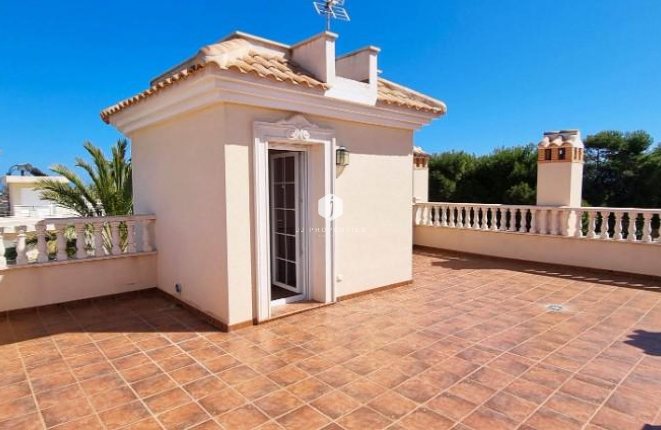 Tweedehands - Chalet -
Cabo Roig - Costa Blanca