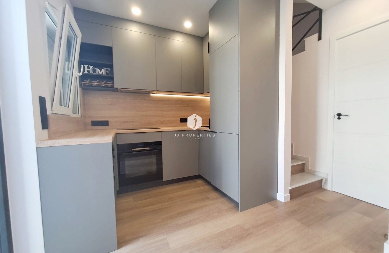 Tweedehands - Chalet -
Torrevieja - Costa Blanca