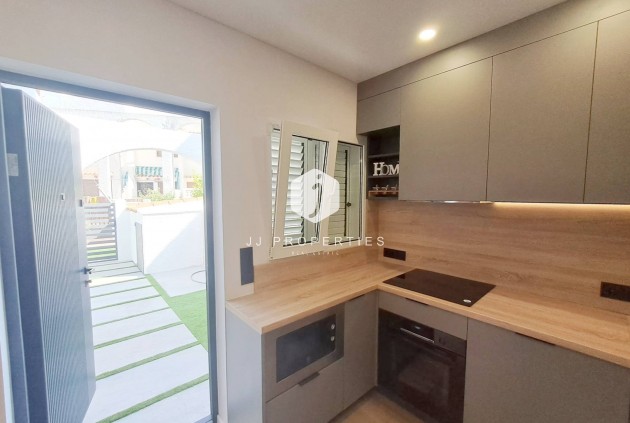 Tweedehands - Chalet -
Torrevieja - Costa Blanca