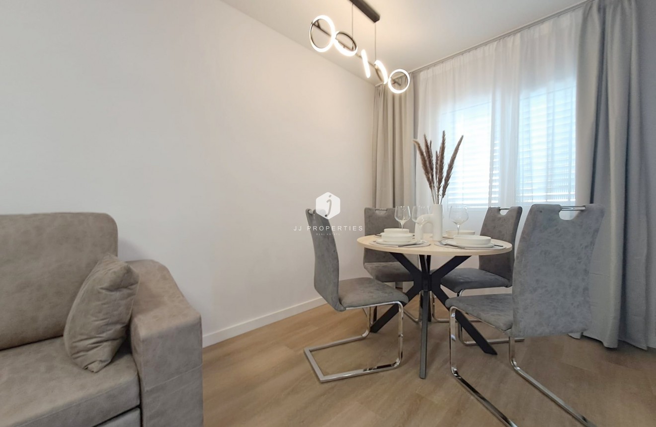 Tweedehands - Chalet -
Torrevieja - Costa Blanca