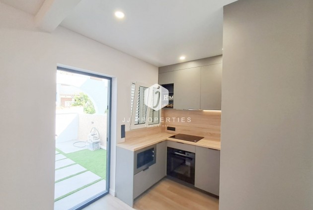 Tweedehands - Chalet -
Torrevieja - Costa Blanca