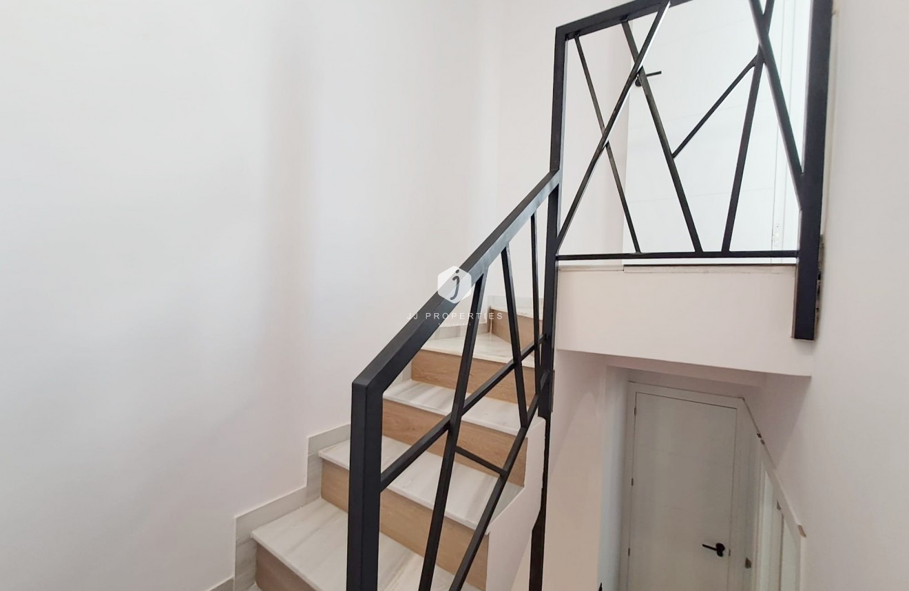 Tweedehands - Chalet -
Torrevieja - Costa Blanca